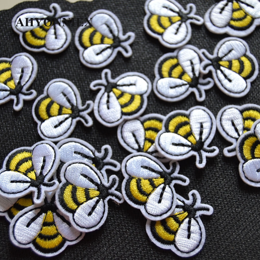 10pcs/lot Small Yellow Bee Pat - Streetwear Brand Stickers avaliação e preço
