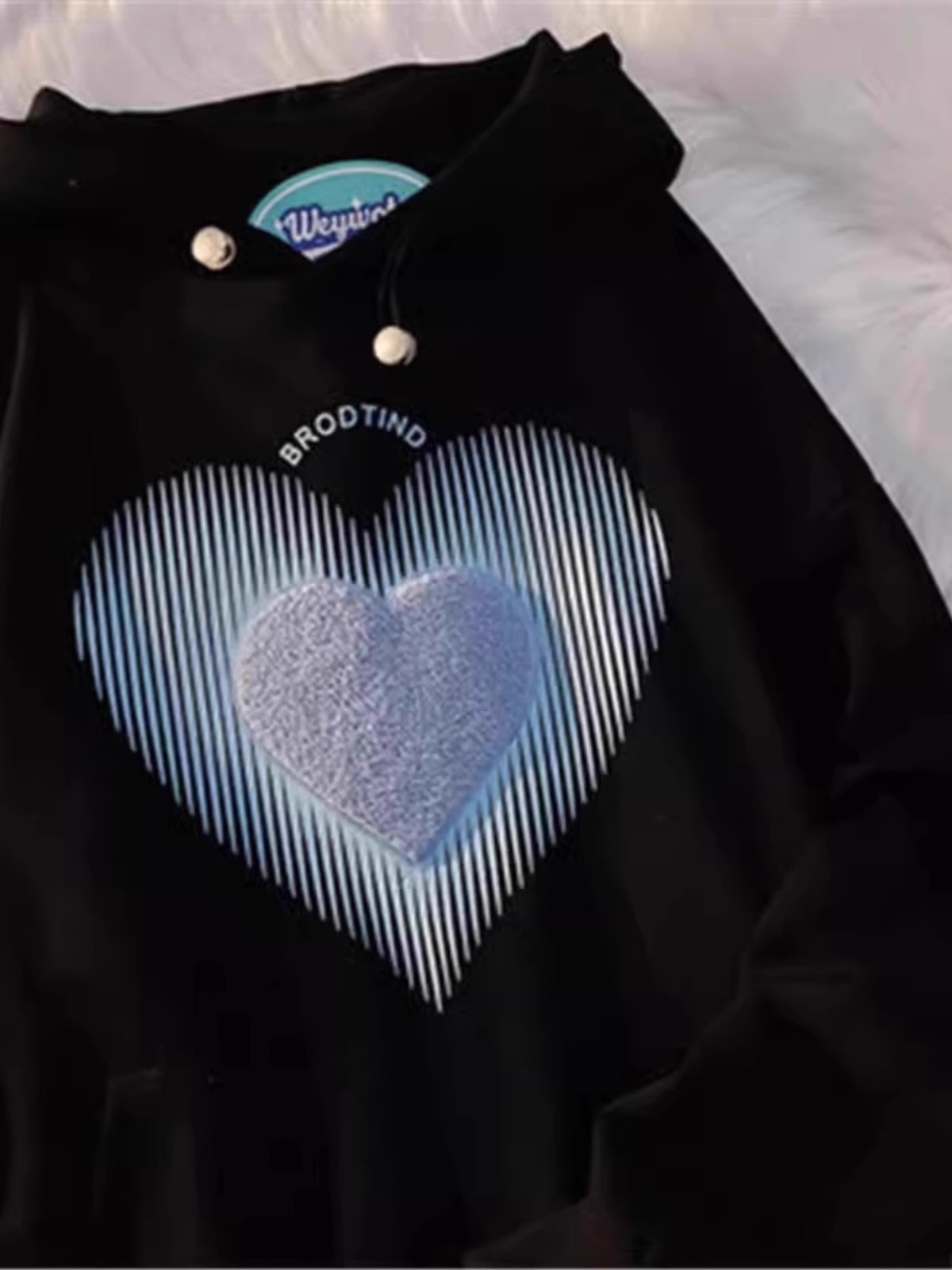 Large Size Love Heart Sweatirt - Streetwear Brand Heart avaliação e preço